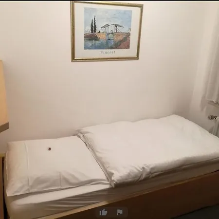 Monteurzimmer Diembeck מלון *